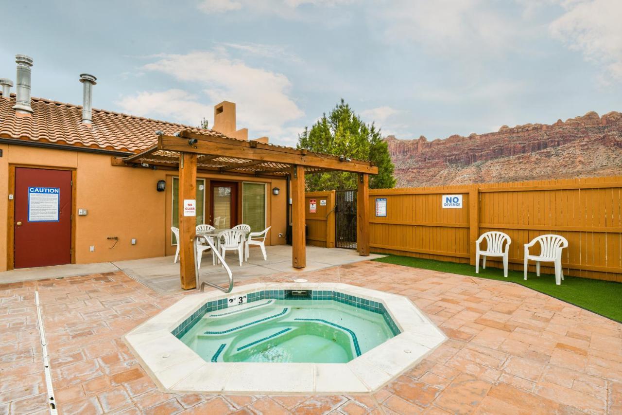 Rv M4 - Moab Get Away And Great Price For The Family!ヴィラ エクステリア 写真