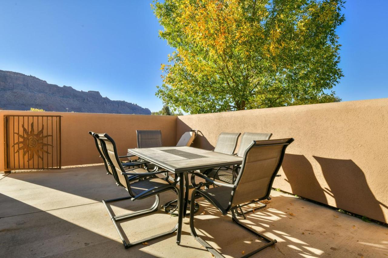 Rv M4 - Moab Get Away And Great Price For The Family!ヴィラ エクステリア 写真